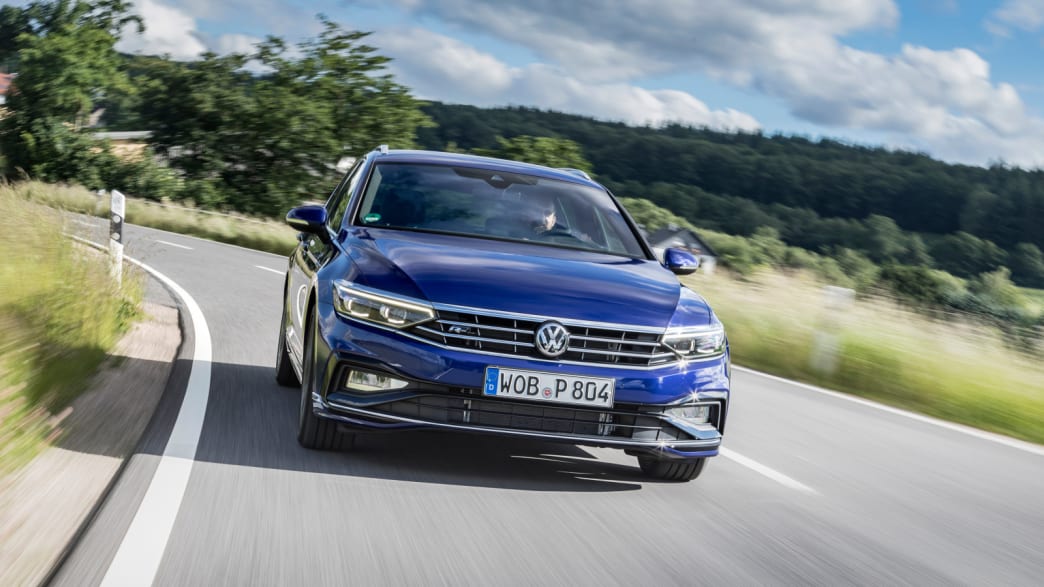 Vw Passat Test Tdi Und Hybrid Gte Verbrauch Preis Adac