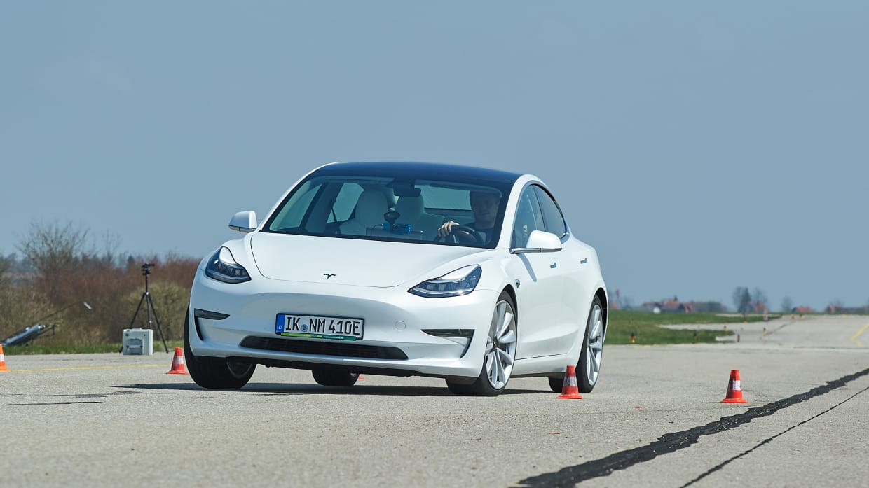 Tesla Model 3 Test Preis Reichweite Bilder Adac