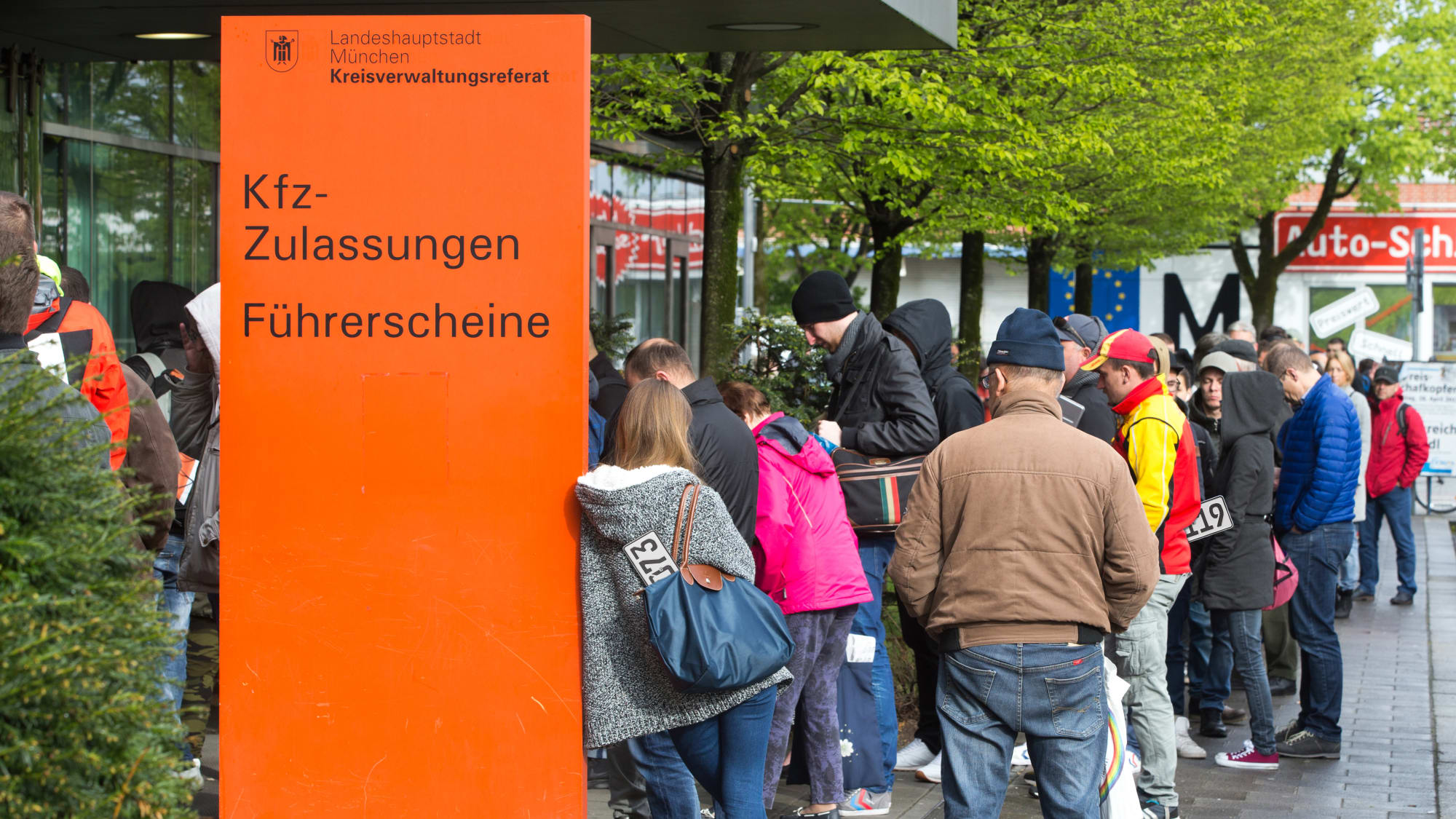 Auto Ummelden Kosten Notwendige Unterlagen Adac