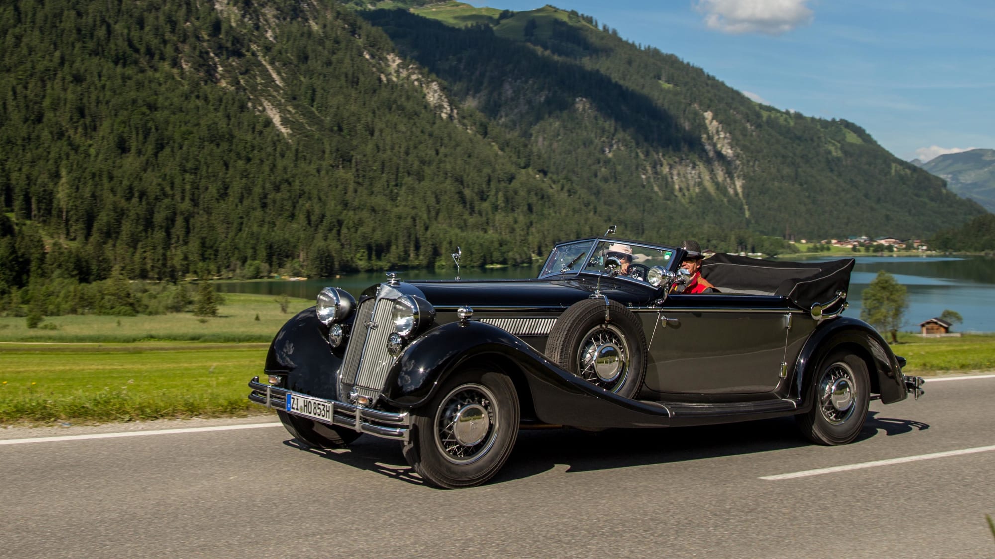 2019 erhielten in Deutschland 59.000 Fahrzeuge den Oldtimer-Status | ADAC