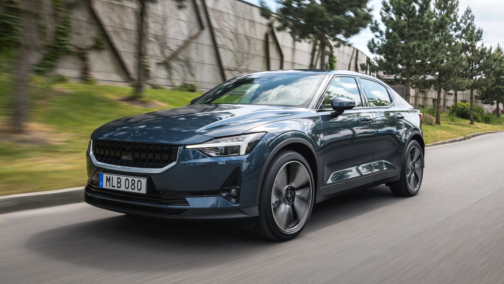 Автомобиль polestar 2