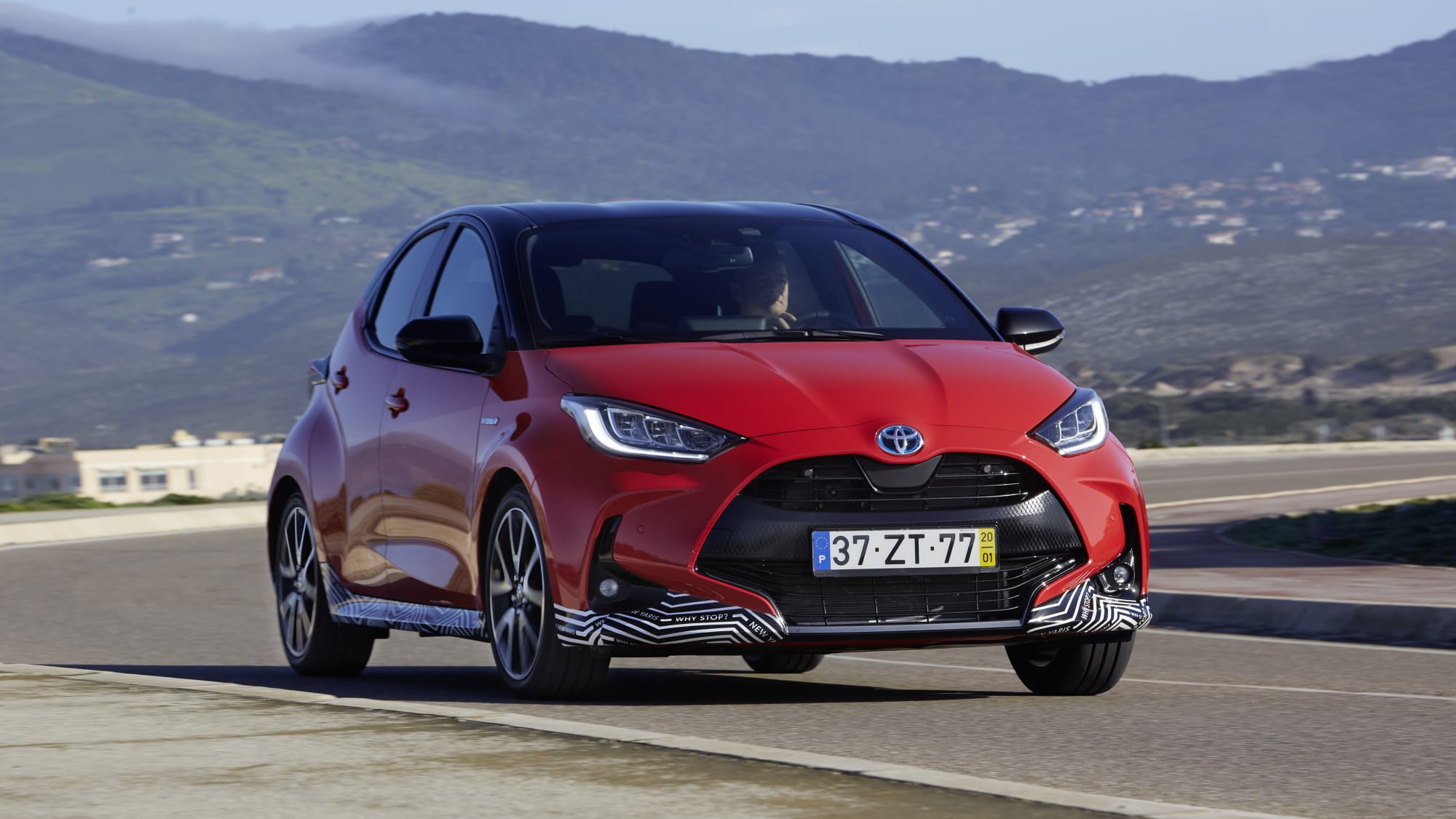 Toyota Yaris Hybrid (2020) Testfahrt Keiner fährt sparsamer ADAC