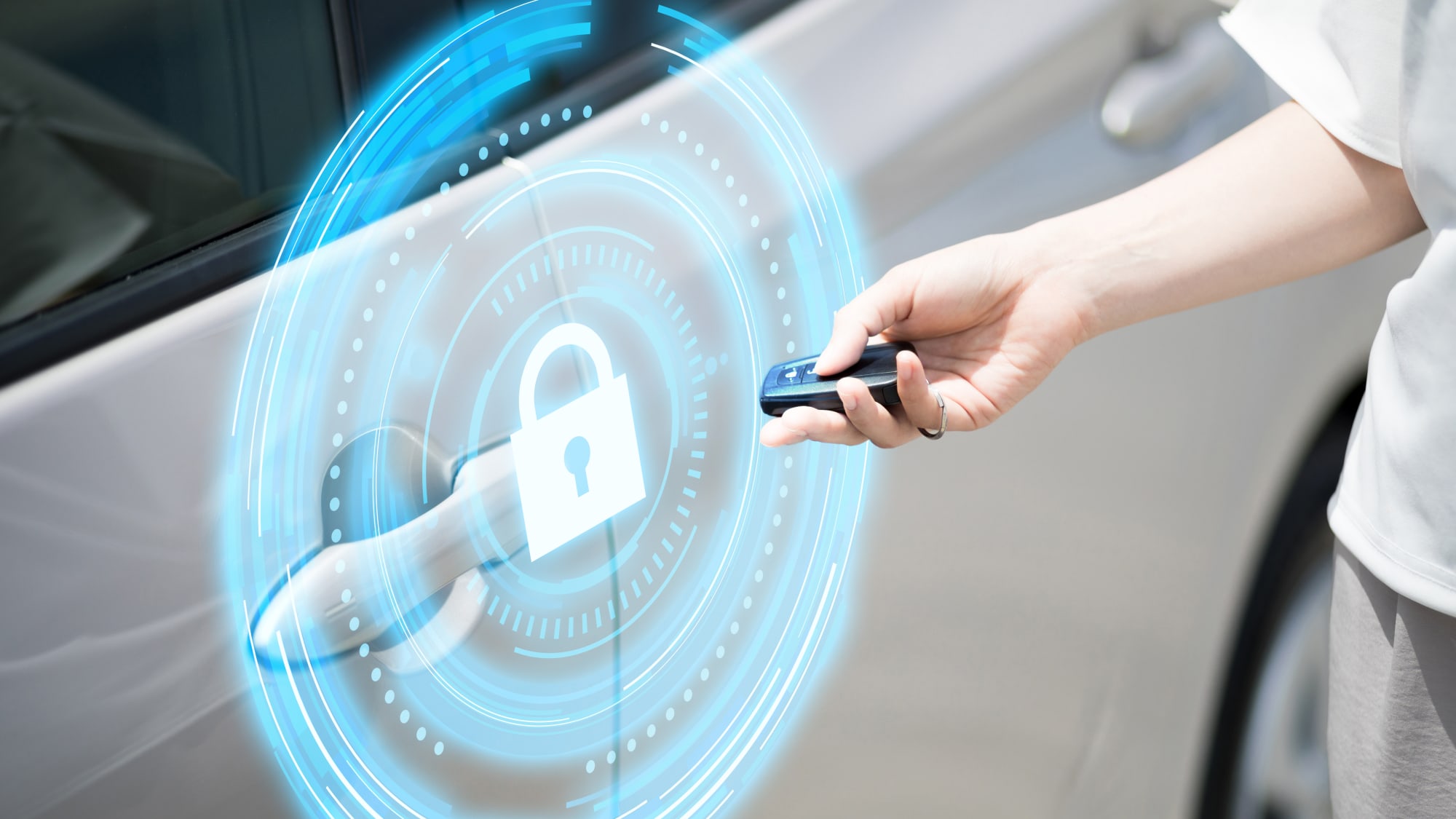 schlüsselloses Öffnen einer Autotür