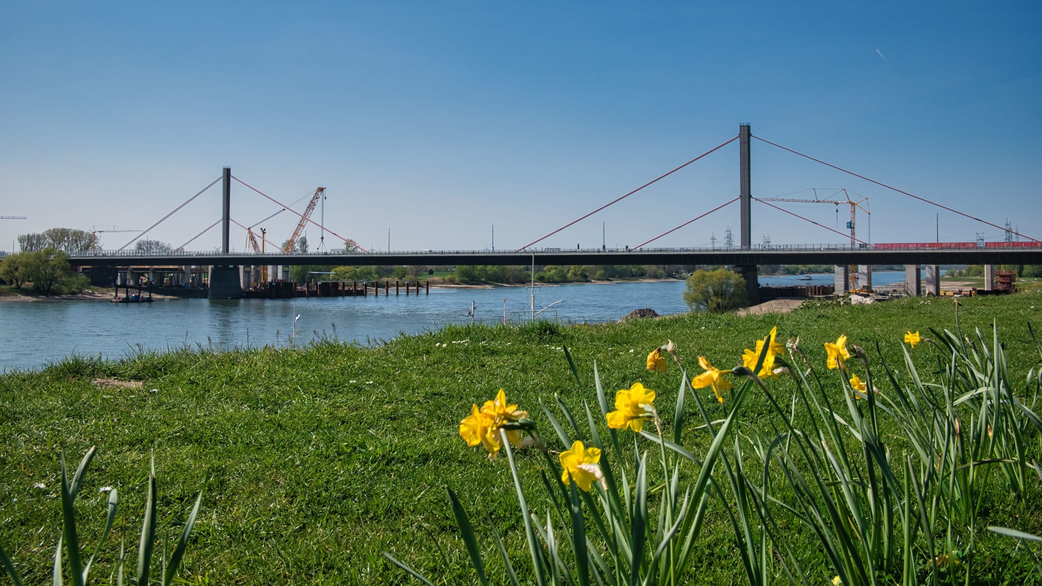 Rheinbrucken In Nrw Baustellen Und Ihre Dauer Adac