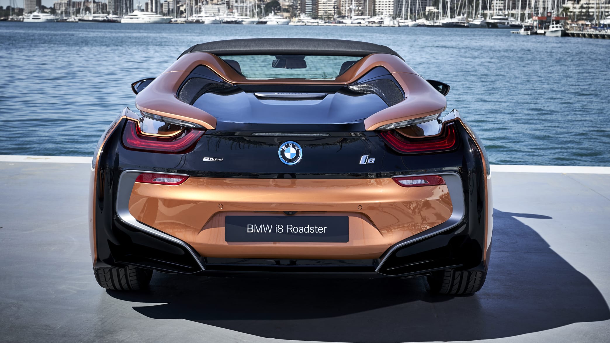 Bmw I8 Roadster Im Test Daten Verbrauch Test Adac