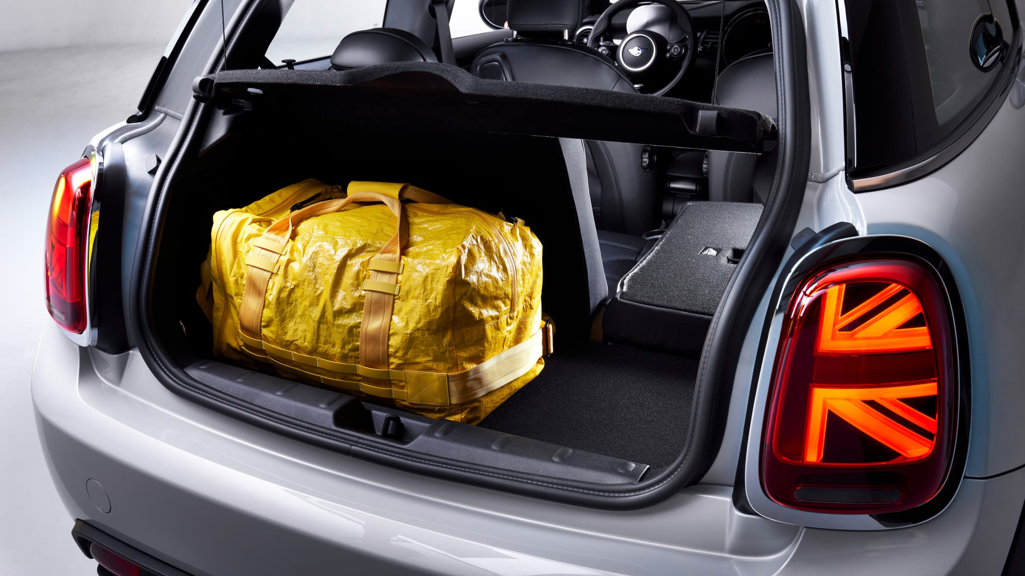 Mini Cooper Se Elektro Test Bilder Preis Reichweite Adac