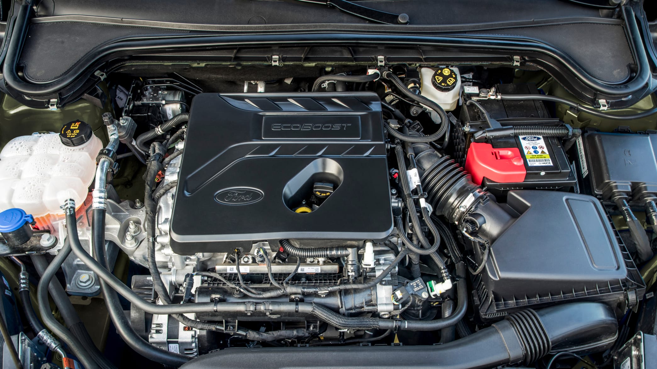 Ford Focus Motorraum Erklarung