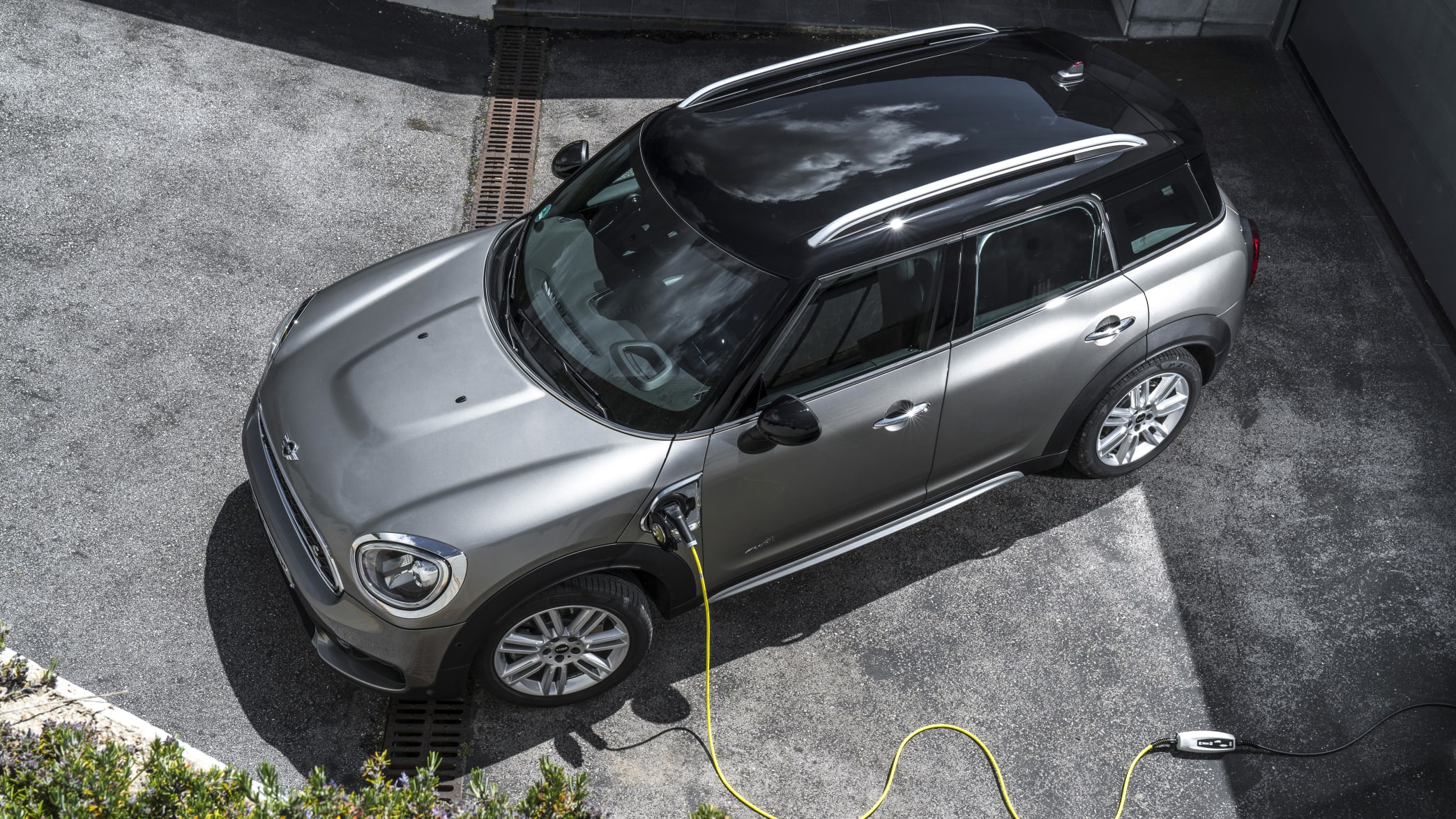 Plug In Hybrid Autos 2020 Modelle F 246 Rderung