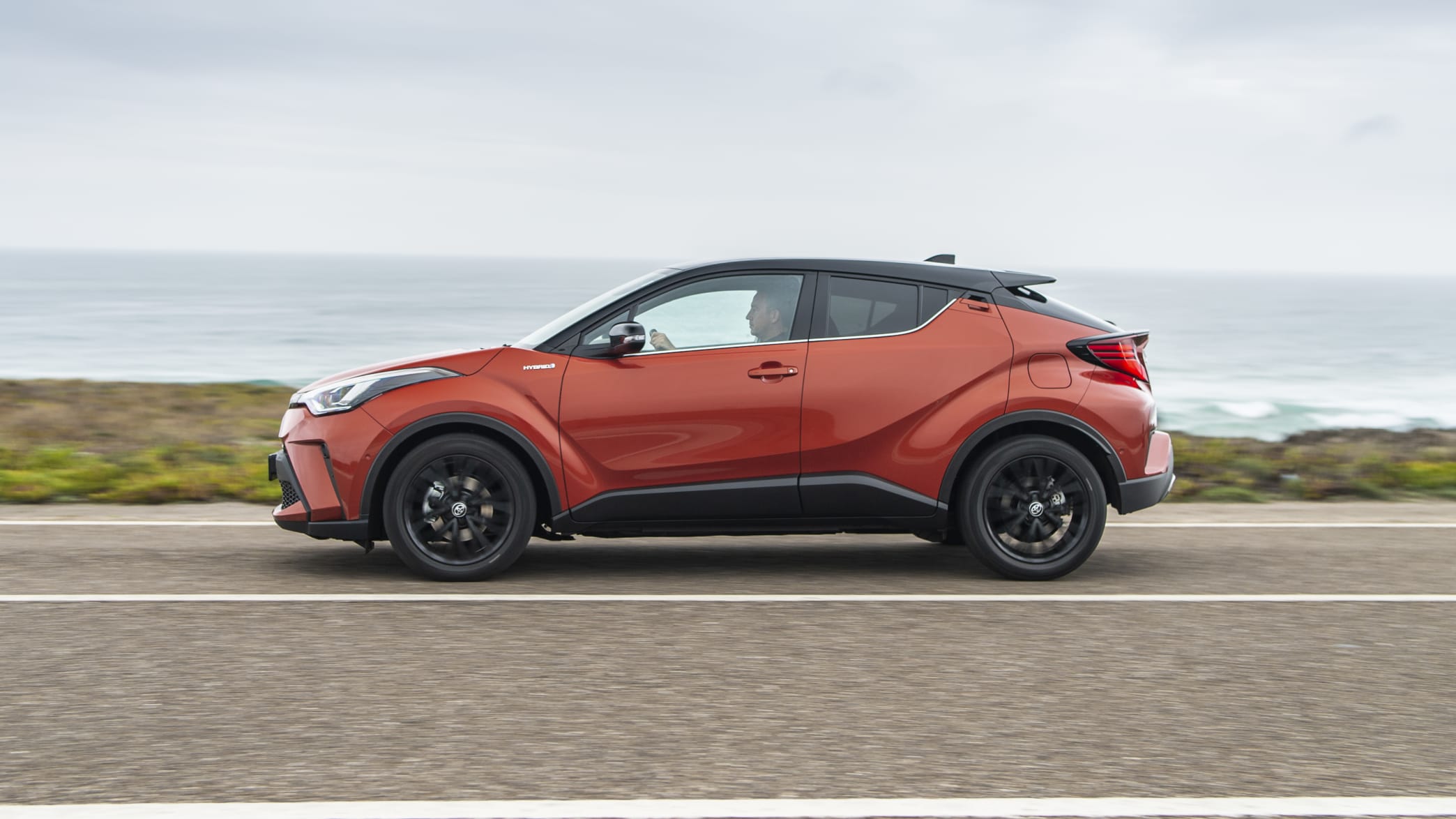 Toyota C Hr 2020 Test Hybrid Verbrauch Preis Adac