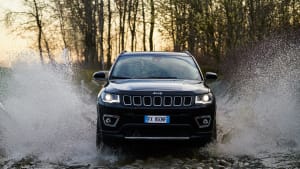 Jeep Renegade 1 3 T Gdi Limited Automatik 09 18 08 19 Technische Daten Bilder Preise Adac