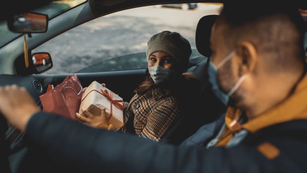 Urlaub An Silvester Corona Regeln Fur Reisende Adac