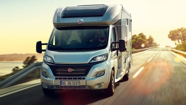 Adac Autovermietung Wohnmobile Wohnwagen