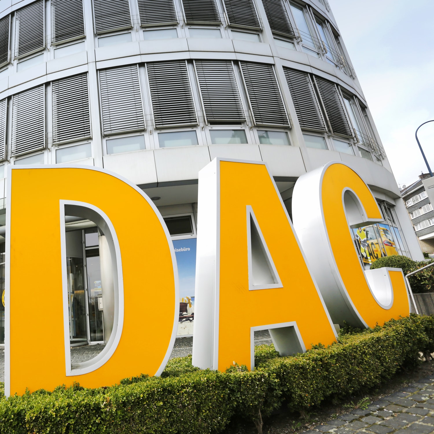 Corona: Der ADAC in NRW ist wieder vor Ort für Sie da