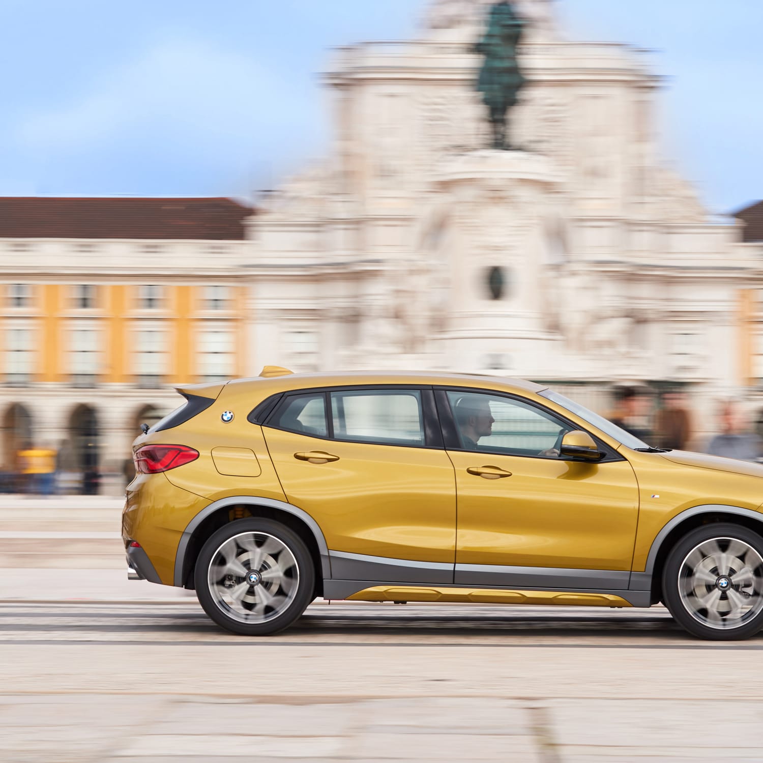 Bmw X2 Das Suv Coupe Im Test Daten Verbrauch Adac