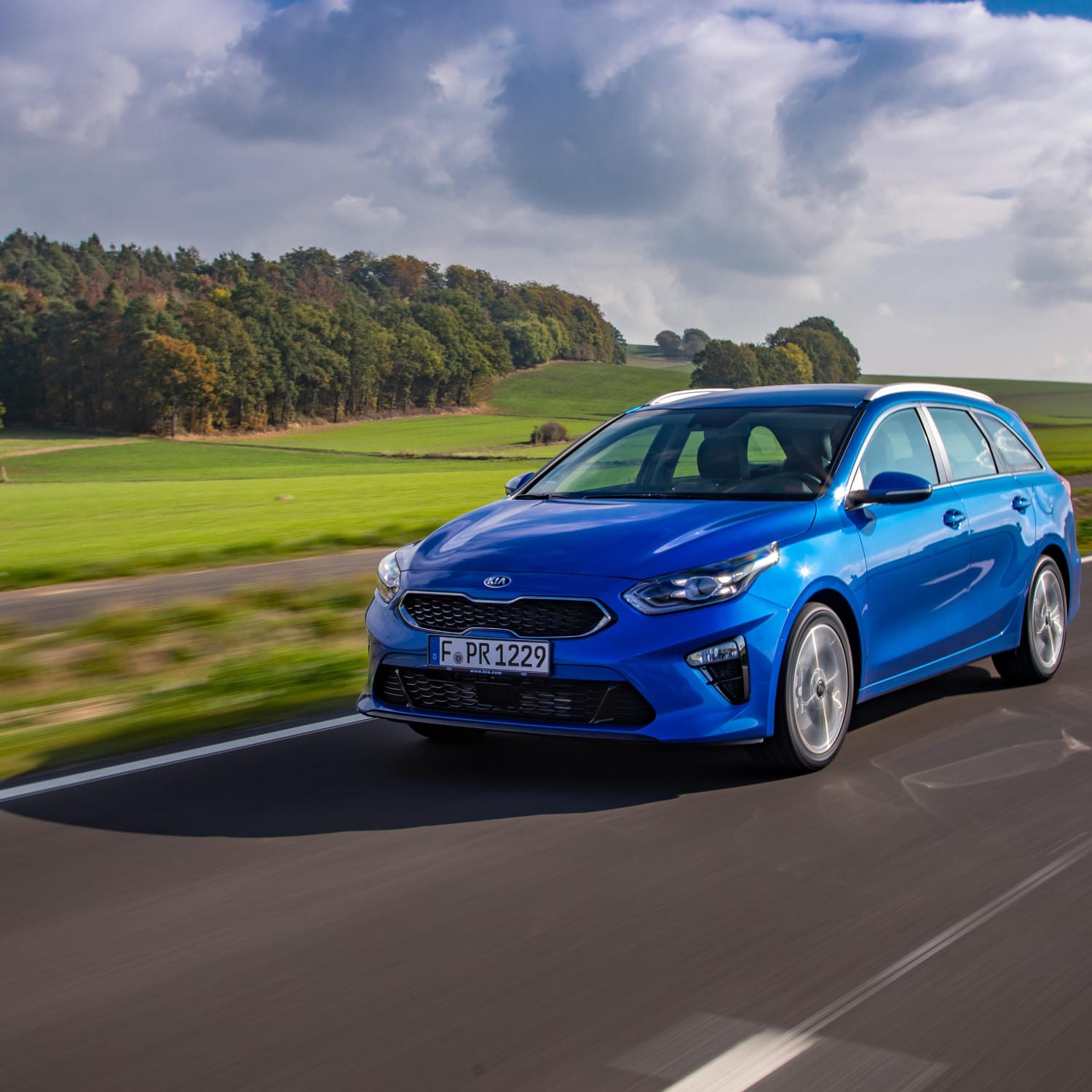 Kia Ceed Sportswagon Diesel Und Plug In Hybrid Im Test Adac