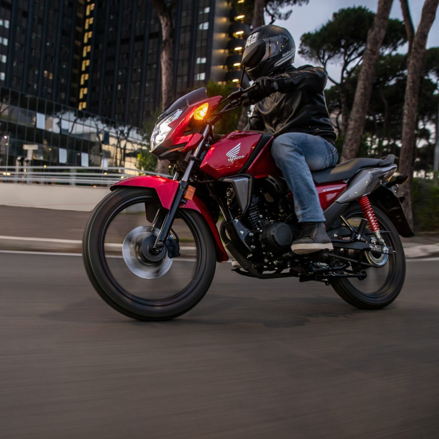Honda Cb125f Technische Daten Bilder Preis Adac