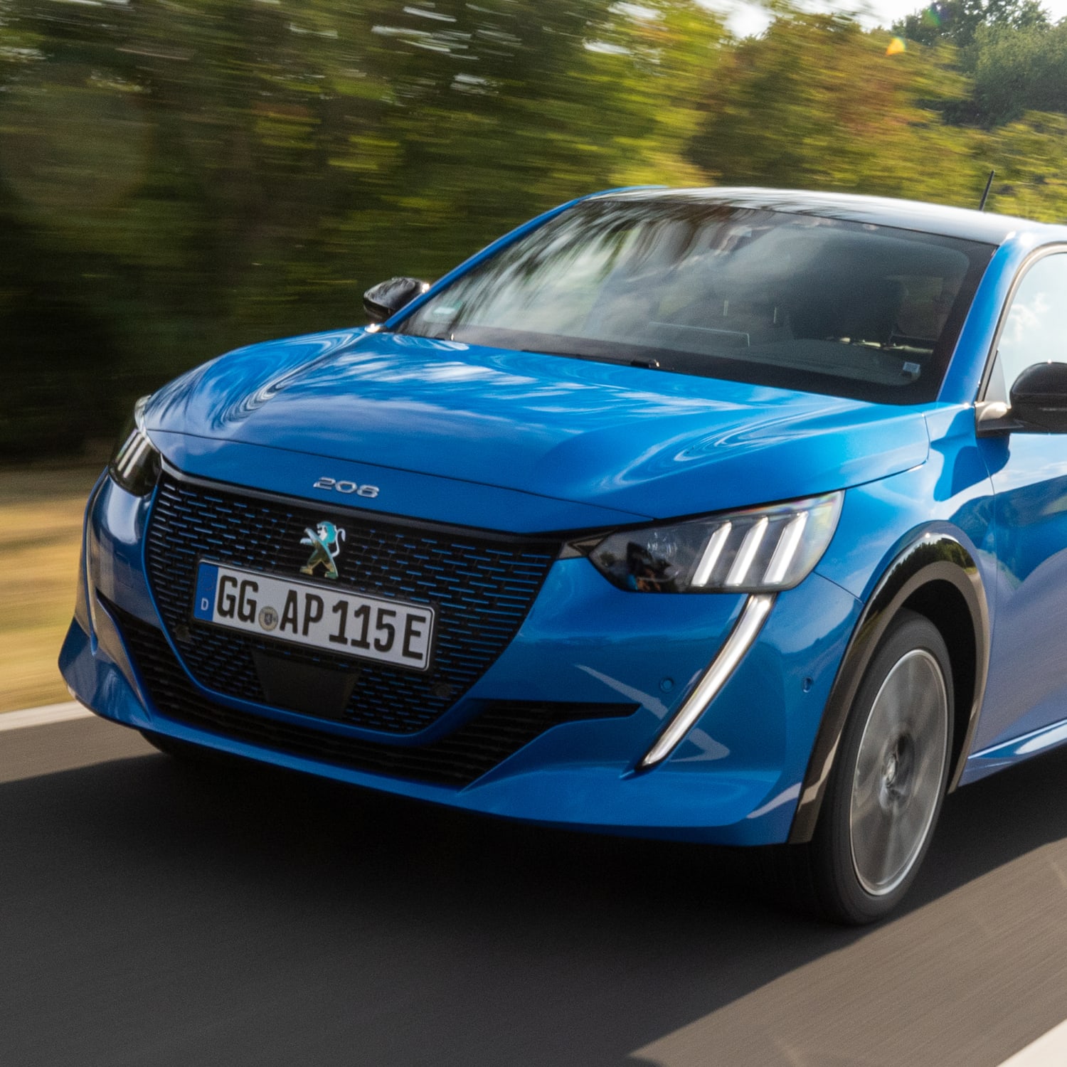 Peugeot E 8 Im Test Reichweite Und Verbrauch Adac
