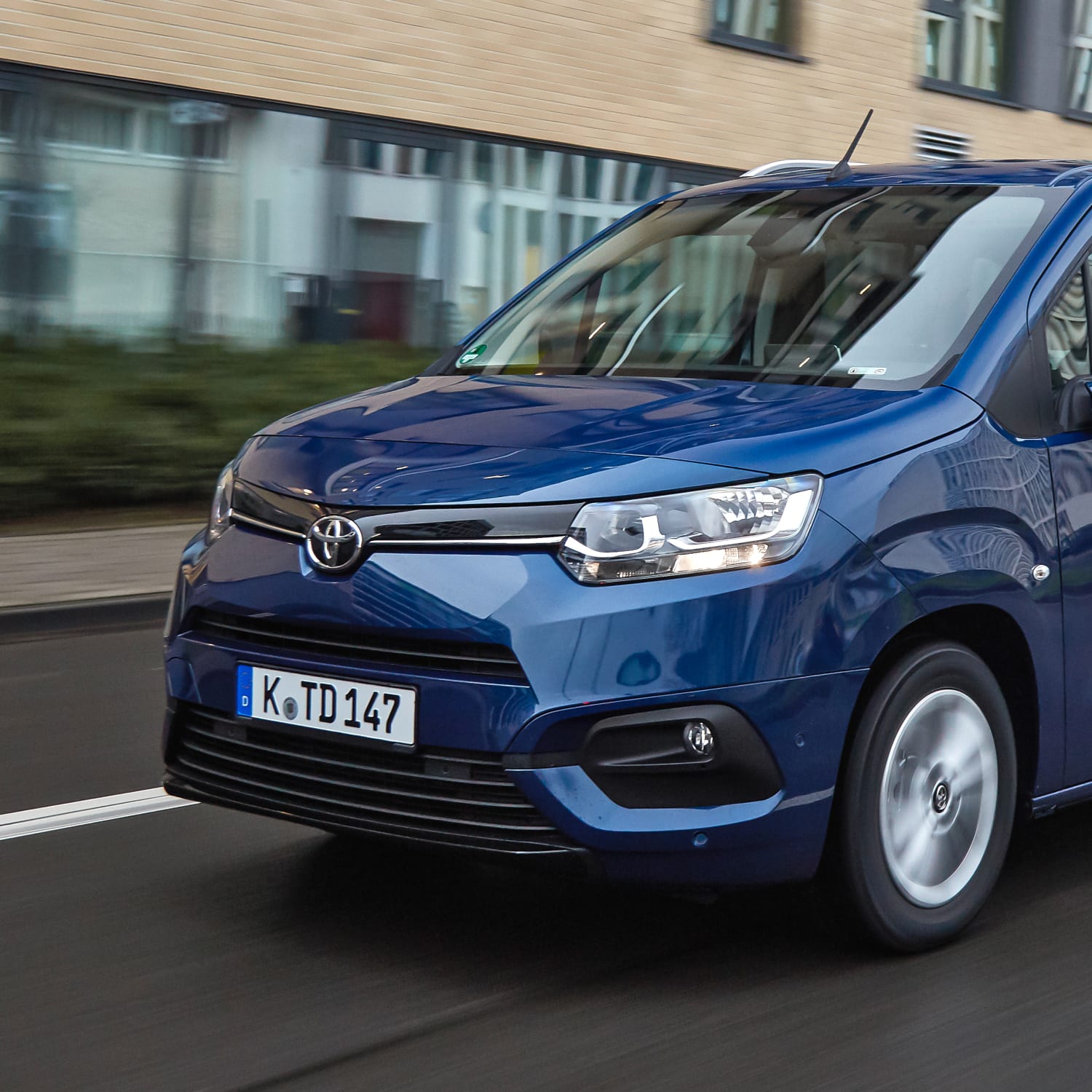 Toyota Proace City Der Familienvan Im Test Daten Bilder Adac