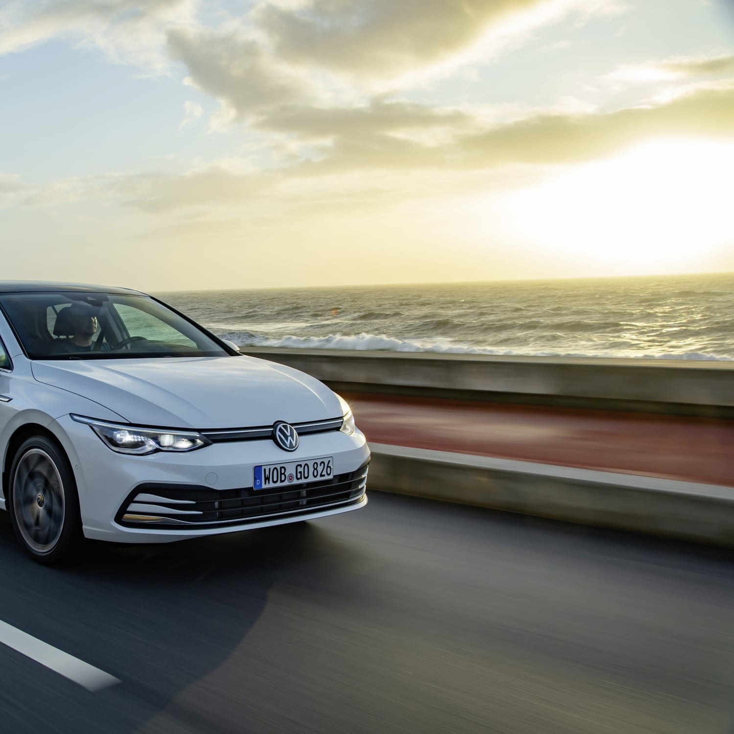 Vw Golf 8 Test Verbrauch Bilder Daten Motoren Adac