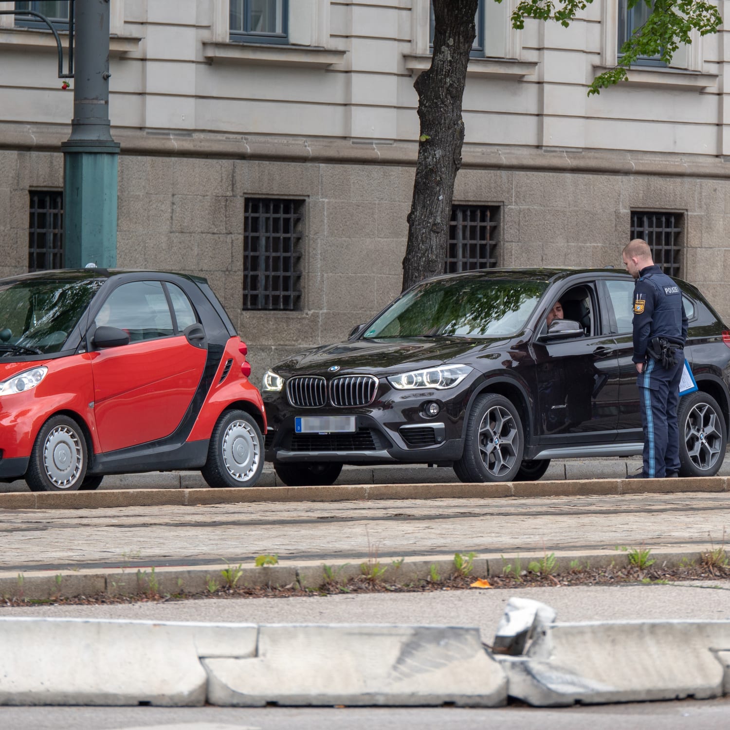 Fahren Ohne Fuhrerschein Diese Strafen Drohen Adac