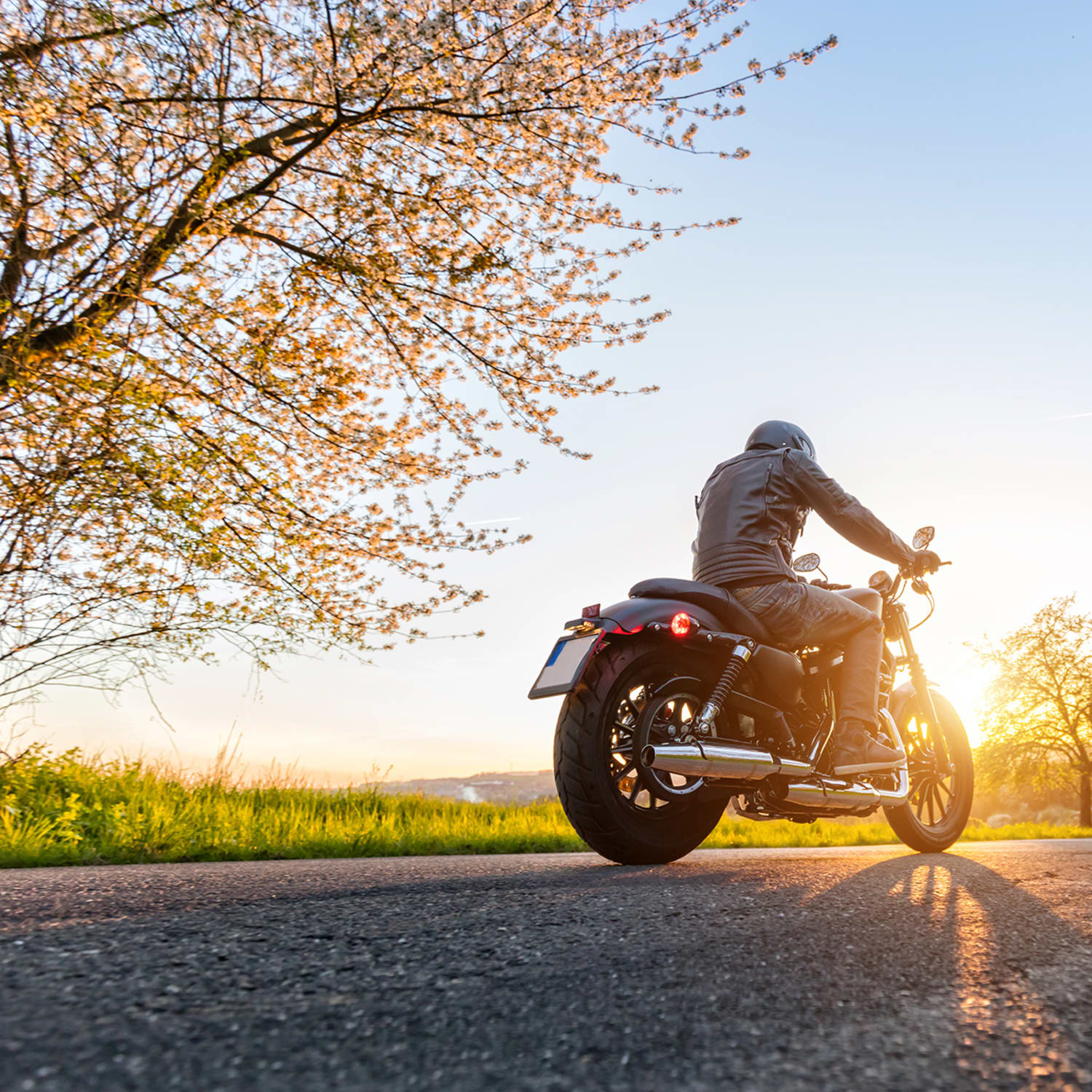 motorrad und corona was ist erlaubt was verboten adac
