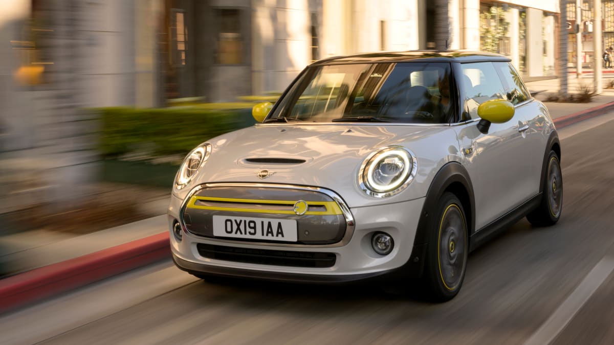 Mini Cooper Se Elektro Test Bilder Preis Reichweite Adac