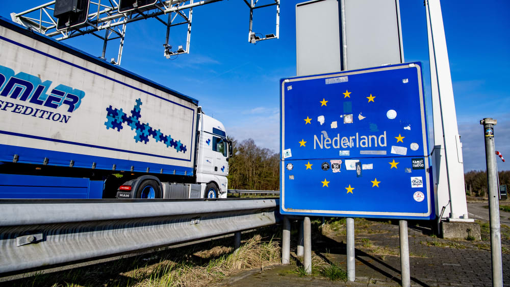 Corona Nederland Aktuell / Zahlen Corona Holland / Niederlande: In Holland ... - Netherlands coronavirus update with statistics and graphs: