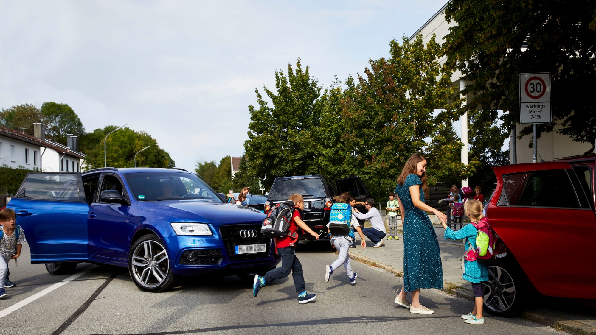 Elterntaxi Besser nicht mit dem Auto zur Schule ADAC