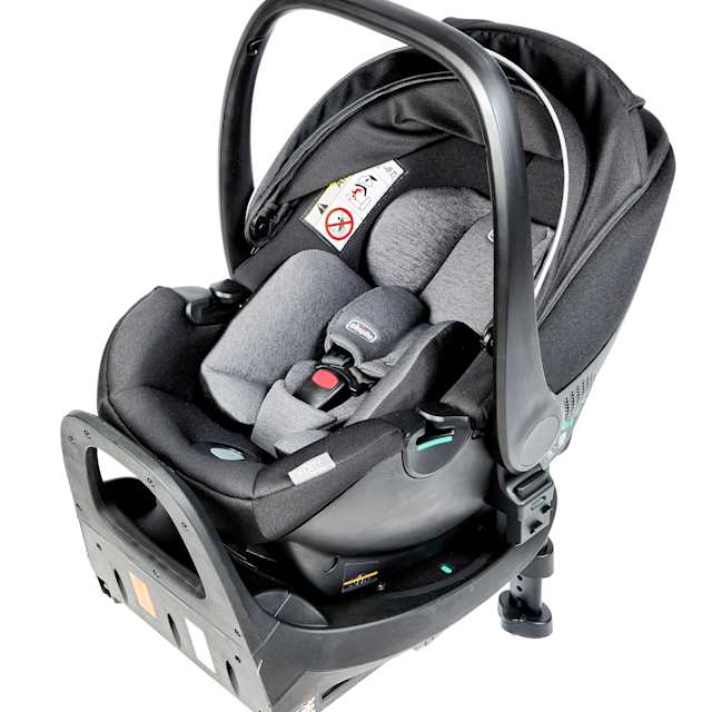 Chicco Kory Plus Air i-Size + Full 360 i-Size Base