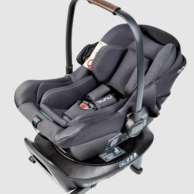 Nuna Pipa Lite + Base Next