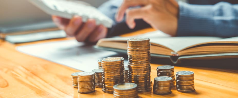 Bares Geld wert: Versicherungen absetzen und Steuern sparen!