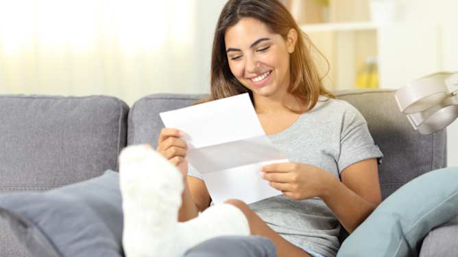 Reiserücktritt: wegen gebrochenem Fuß vor der Reise gegen hohe Stornokosten absichern