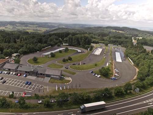 Luftbild der ADAC Trainingsanlage Nürburgring