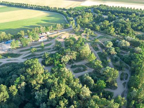 Luftbild der ADAC Trainingsanlage Bauschheim