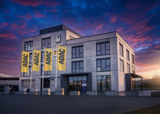 Aufnahme des ADAC Truckservice Gebäudes