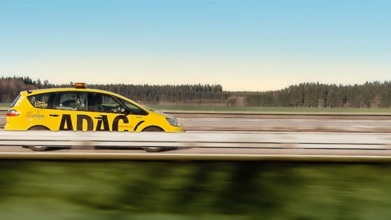 adac sommerkampagne fuhlt sich einfach besser an