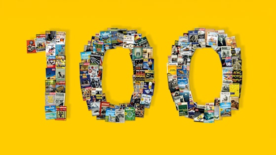 Eine Übersicht verschiedener Motorwelt Cover gestaltet als eine 100, anlässlich des 100 jährigen Bestehens der ADAC Motorwelt