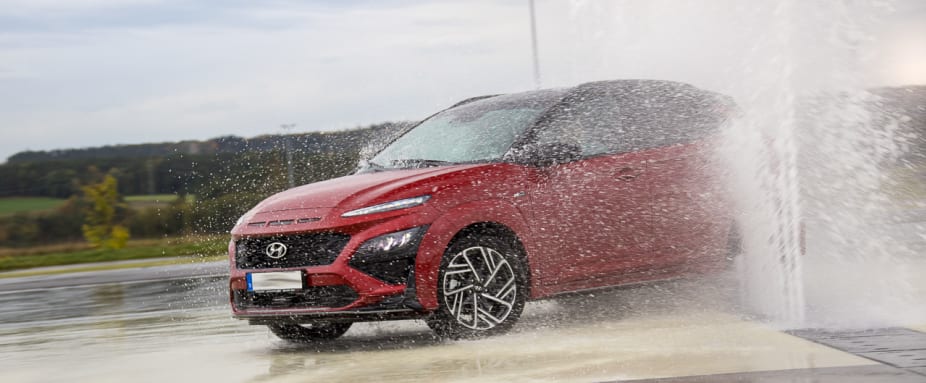 Auto auf Schleuderplatte