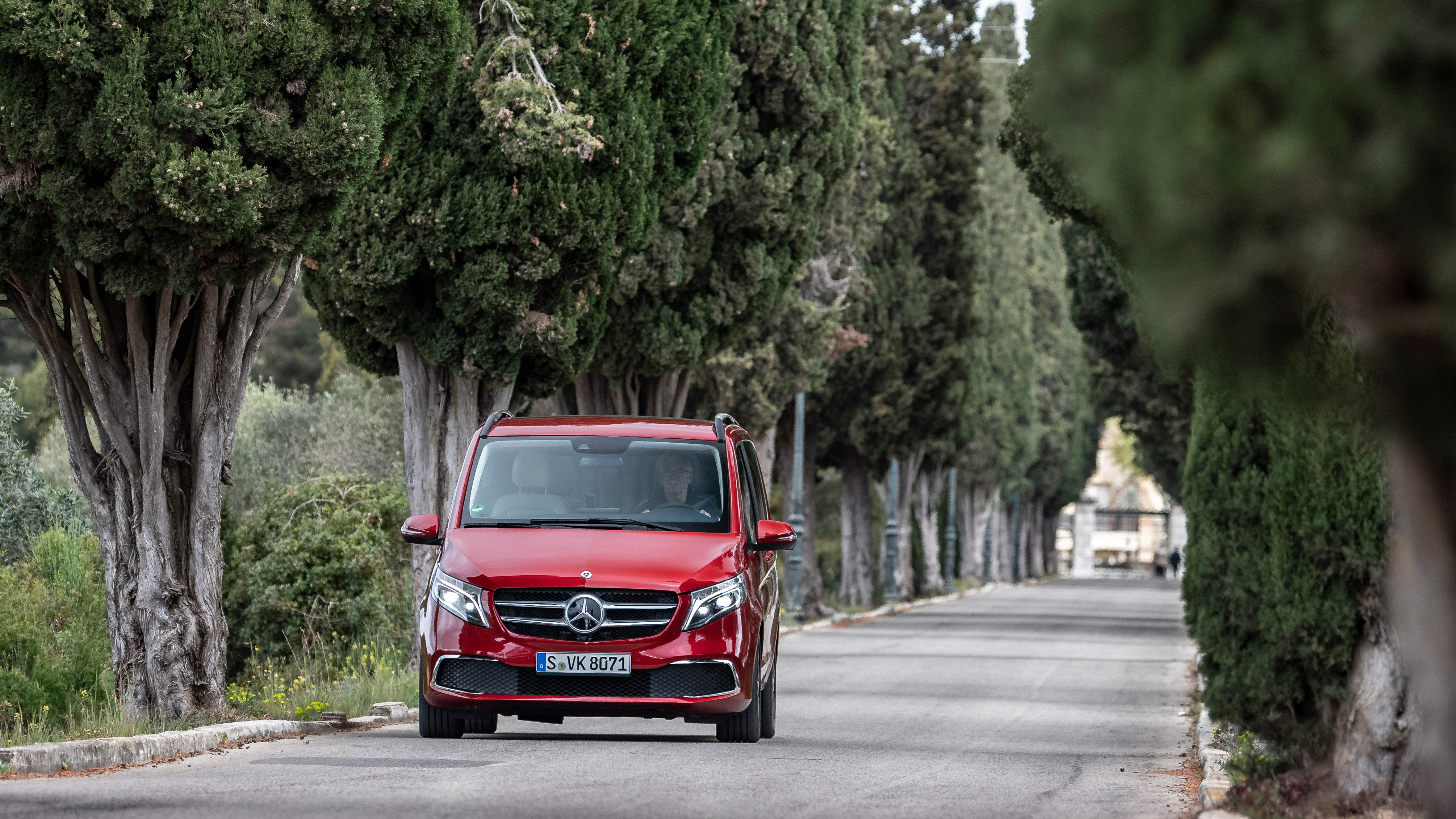 Mercedes V Klasse Test Bus Mit Viel Platz Und Sauberen Motoren Adac