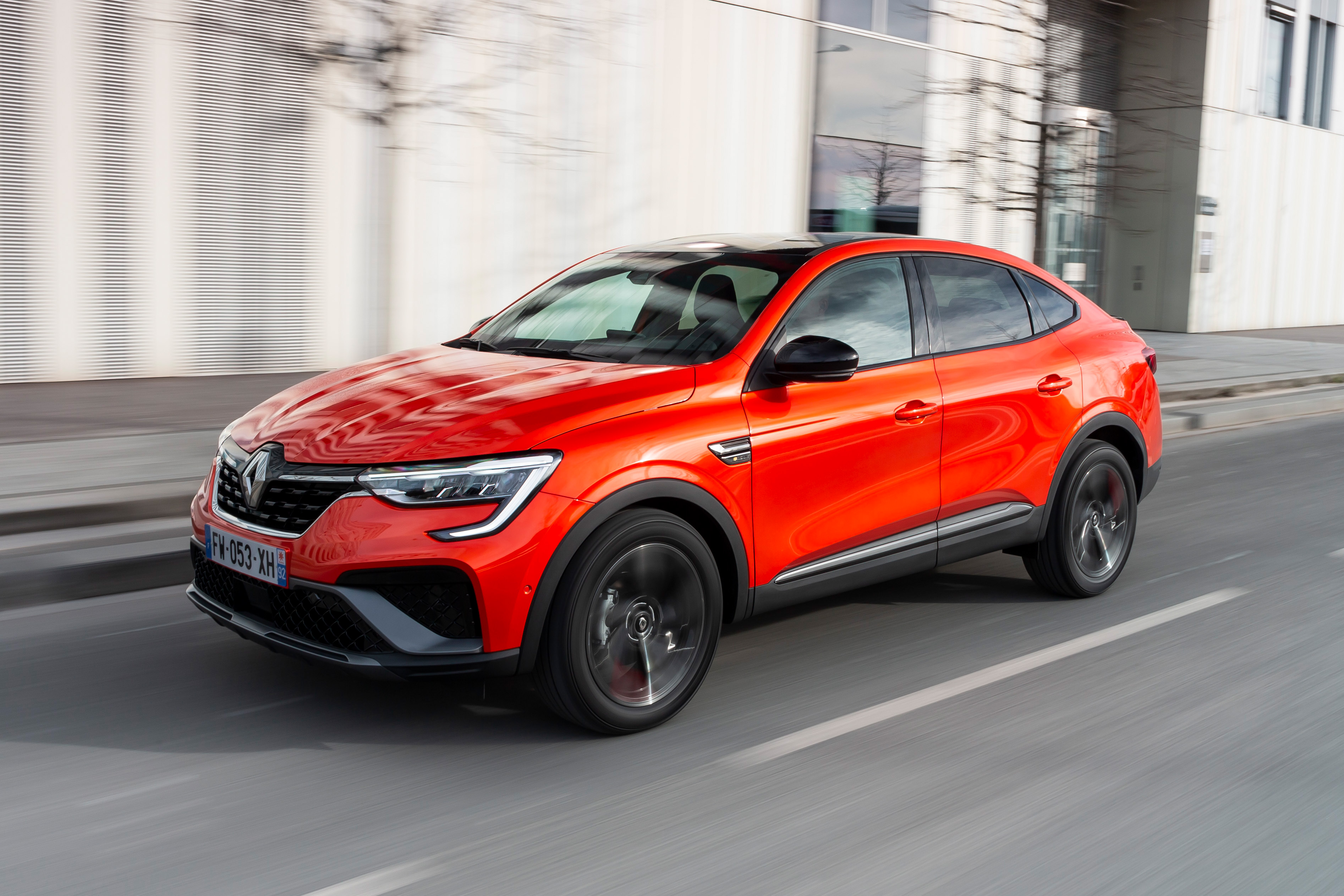 Renault Arkana Testfahrt Im Neuen Suv Coupe Adac