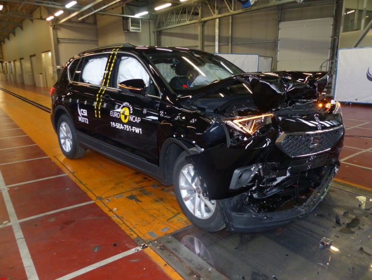 Nach dem Full-Frontal-Crash