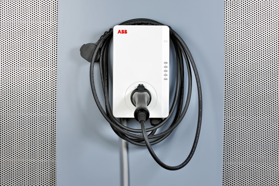 ADAC Test Wallboxen: ABB Terra AC W11-G5-R-O